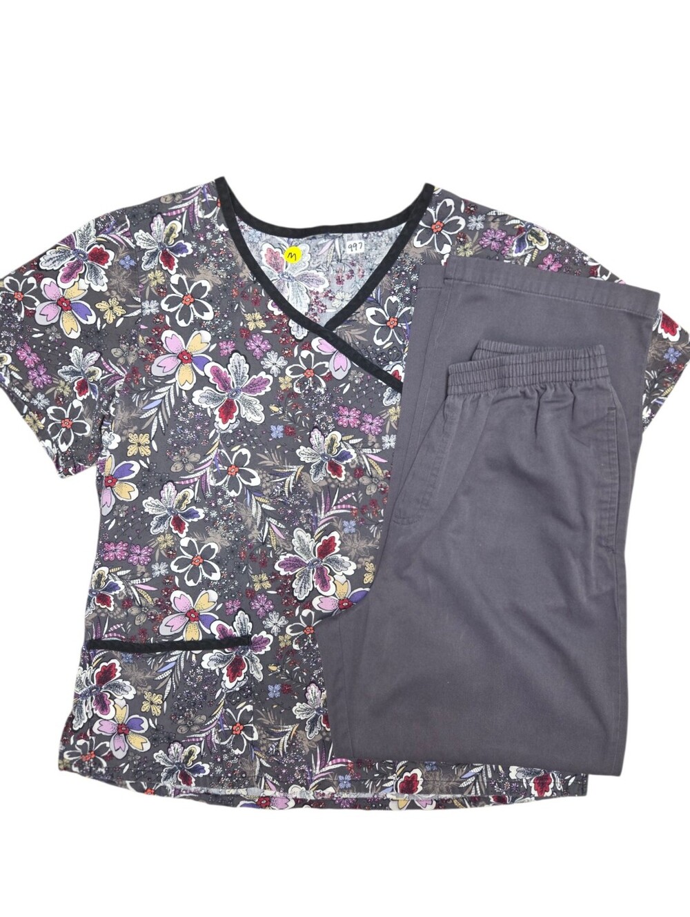 Flowers Scrub Set